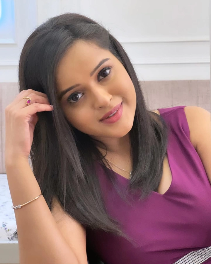Chinmayee Salvi Social Media