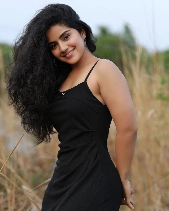 Megha Shetty in Jothe Jotheyali