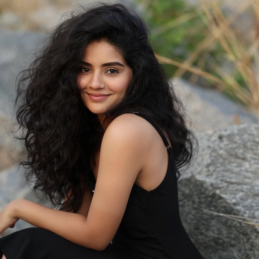 Megha Shetty's Long Hair