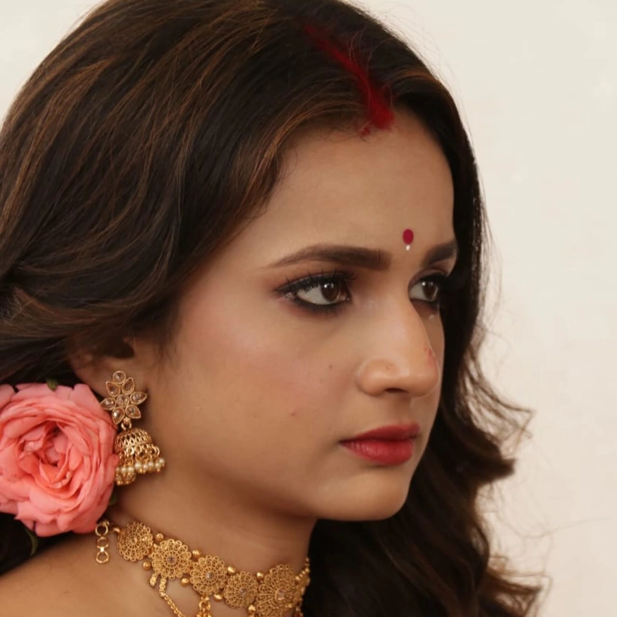 Nandini Dutta Looking Stunningly Gorgeous