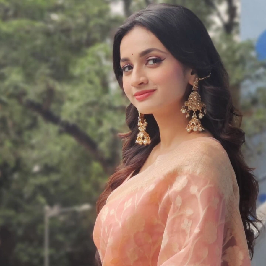 Nandini Dutta Twitter