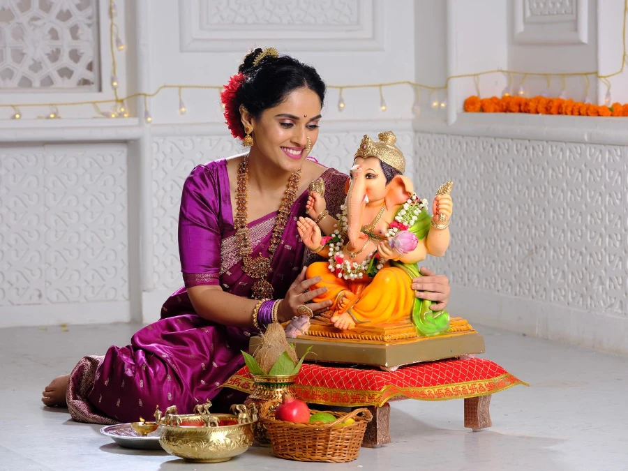 Pallavi Patil celebrating Ganesh Chaturthi in a typical Maharashtrian Style