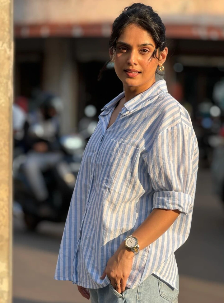 Pallavi Patil is a Gorgeous Indian Actress & a Beautiful Model