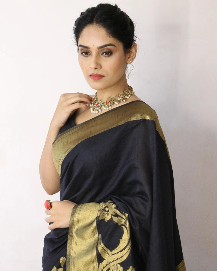 Pallavi Patil is one of the most beautiful women in India