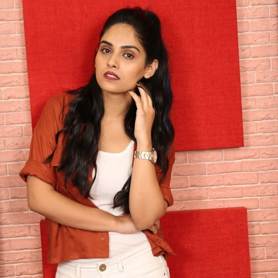 Pallavi Patil loves Maharashtrian food