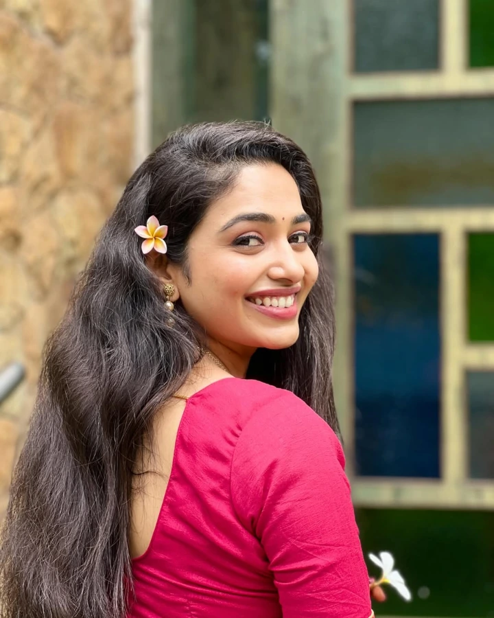 Pratiksha Shivankar's Long Hair