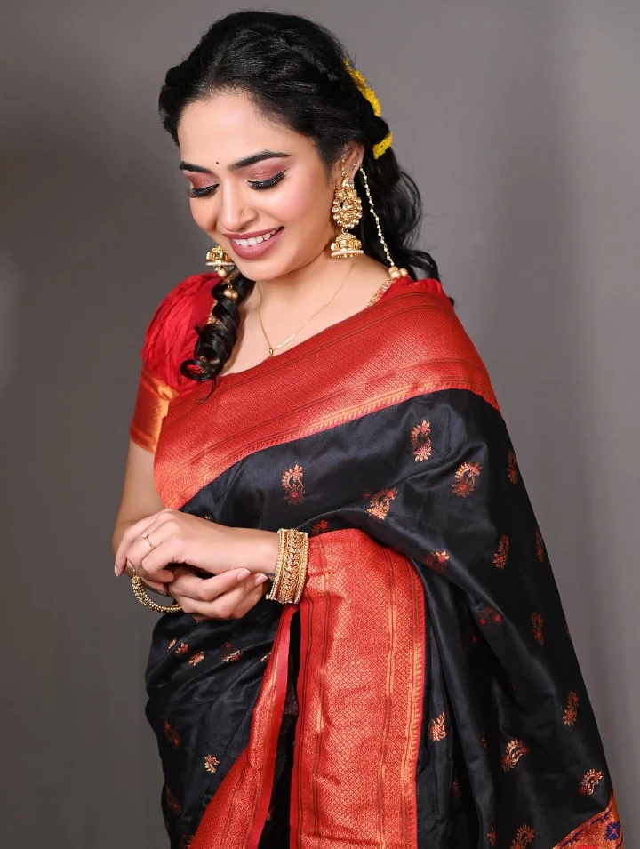 Pratiksha Shivankar's Pretty Face