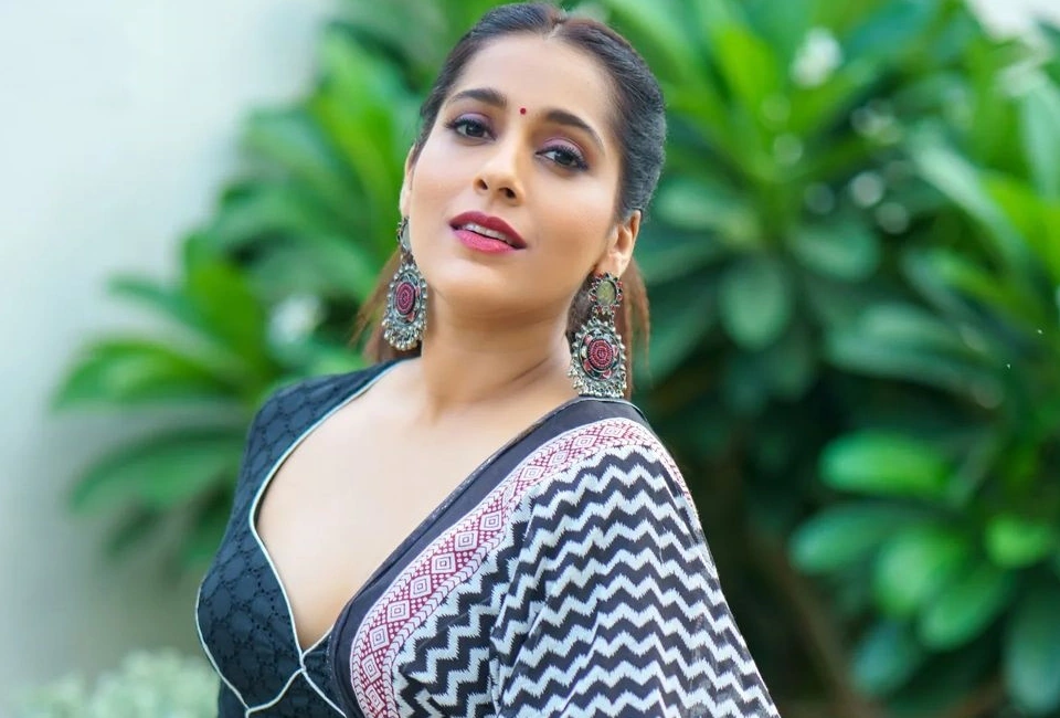Rashmi Gautam Family