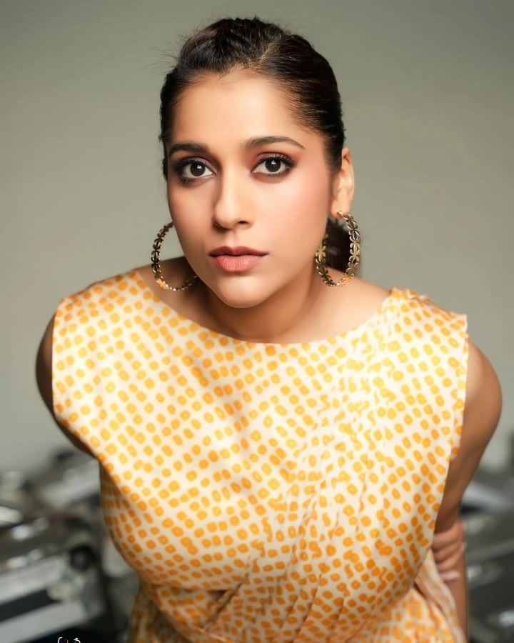 Rashmi Gautam has a significant fan following on Instagram