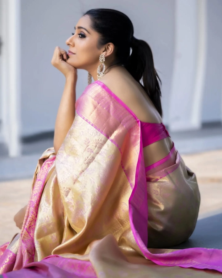 Rashmi Gautam in Indian Traditional Saree