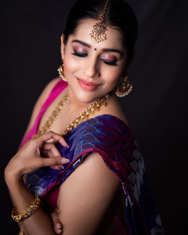 Rashmi Gautam in Various Advertisements