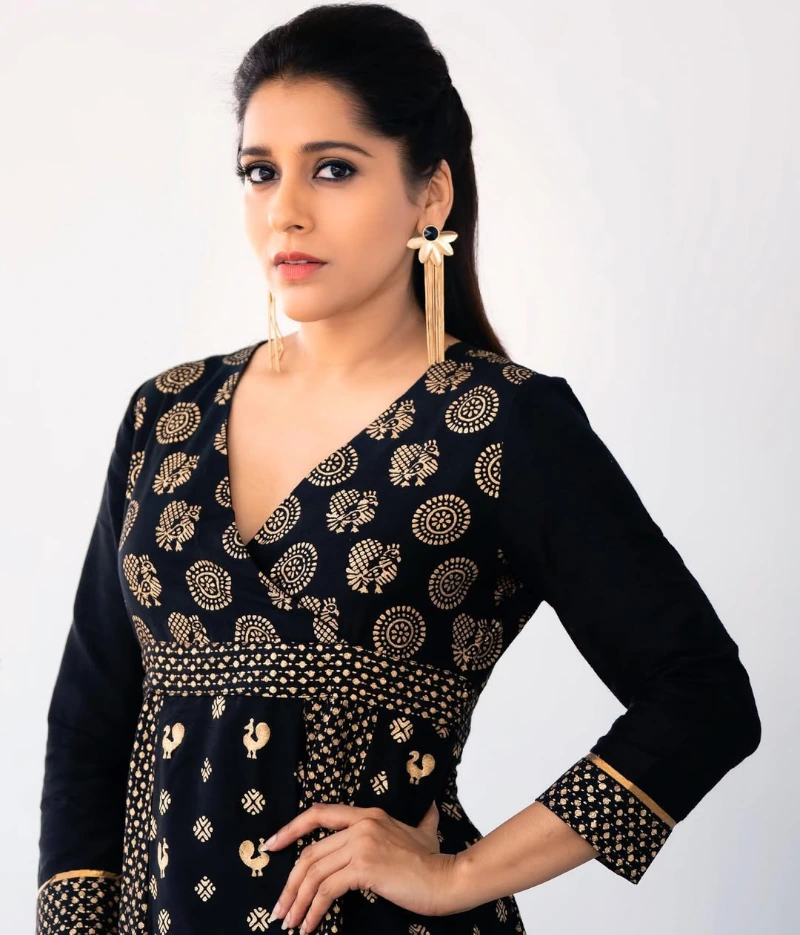 Rashmi Gautam in Well Done Abba