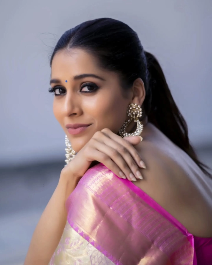 Rashmi Gautam's Cutest Image Ever