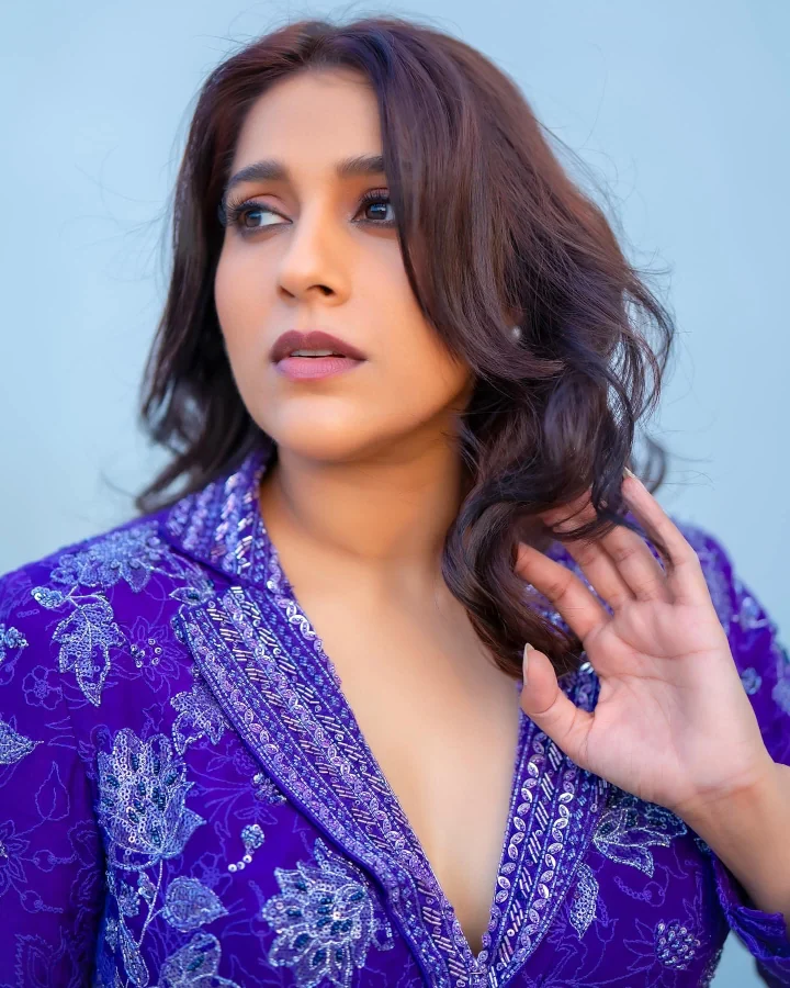 Rashmi Gautam's Prettiest Looks Ever
