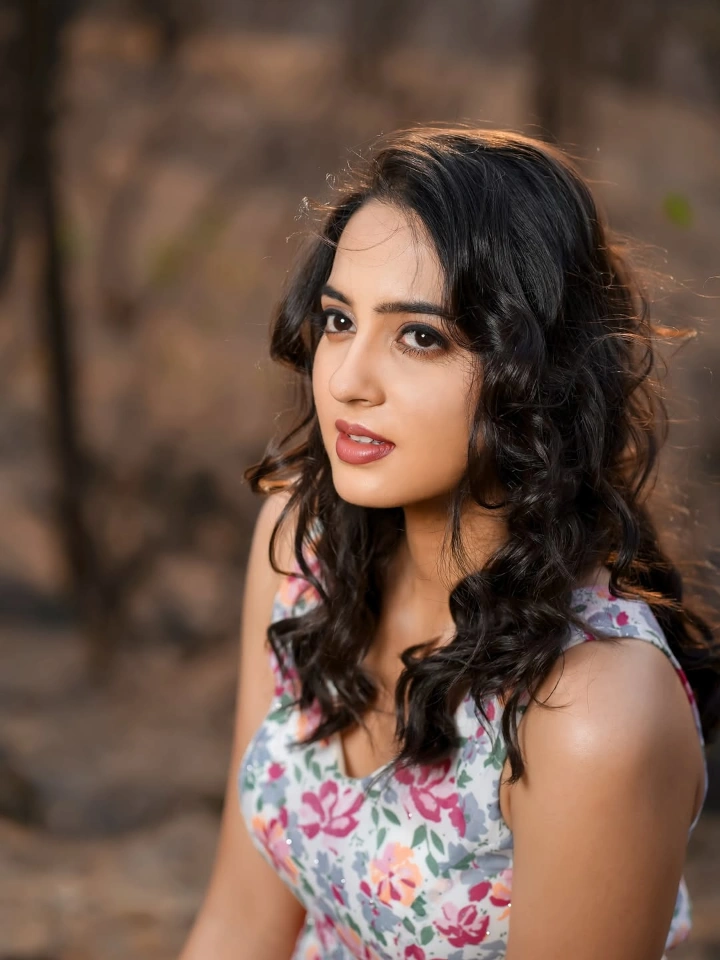 Vidula Chougule Instagram Images