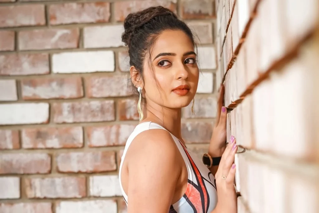 Vidula Chougule Music Videos