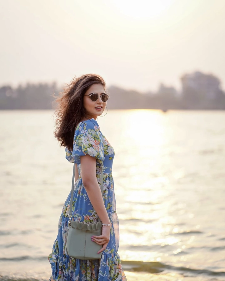 Vidula Chougule Wearing Sunglasses