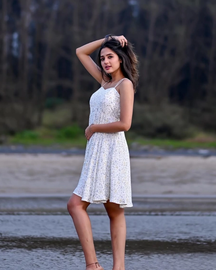 Vidula Chougule's Beautiful Thighs