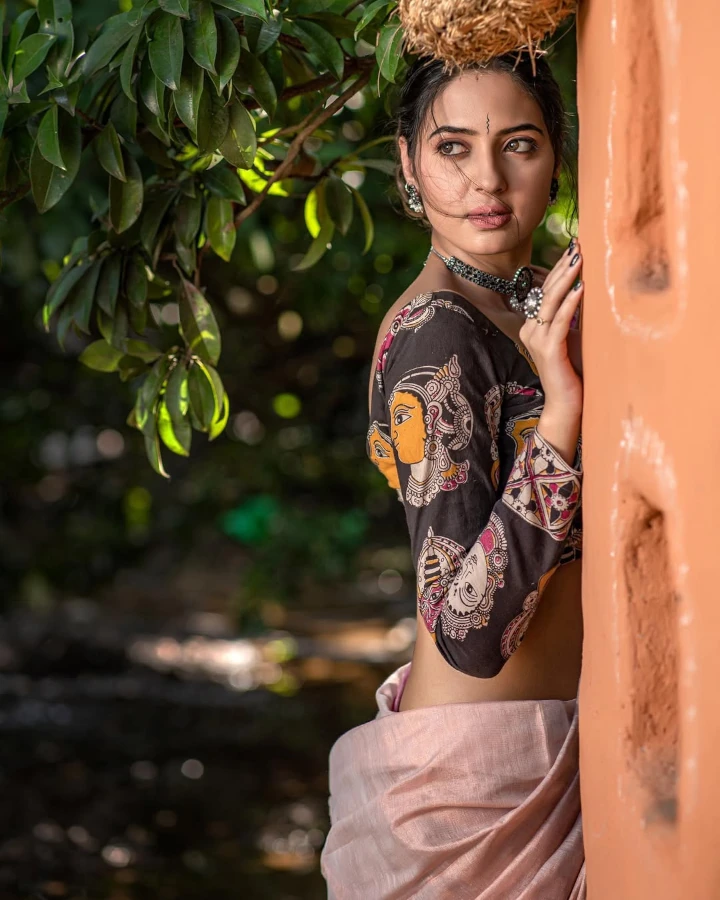 Vidula Chougule's Hot Body