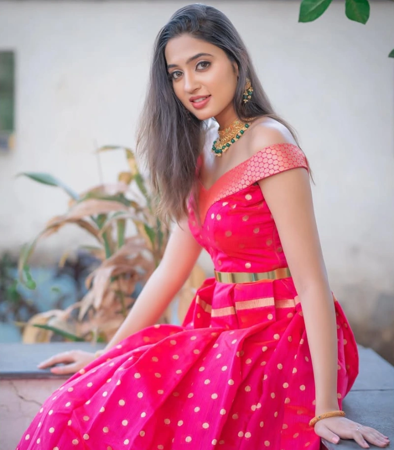 Vidula Chougule's Latest Image