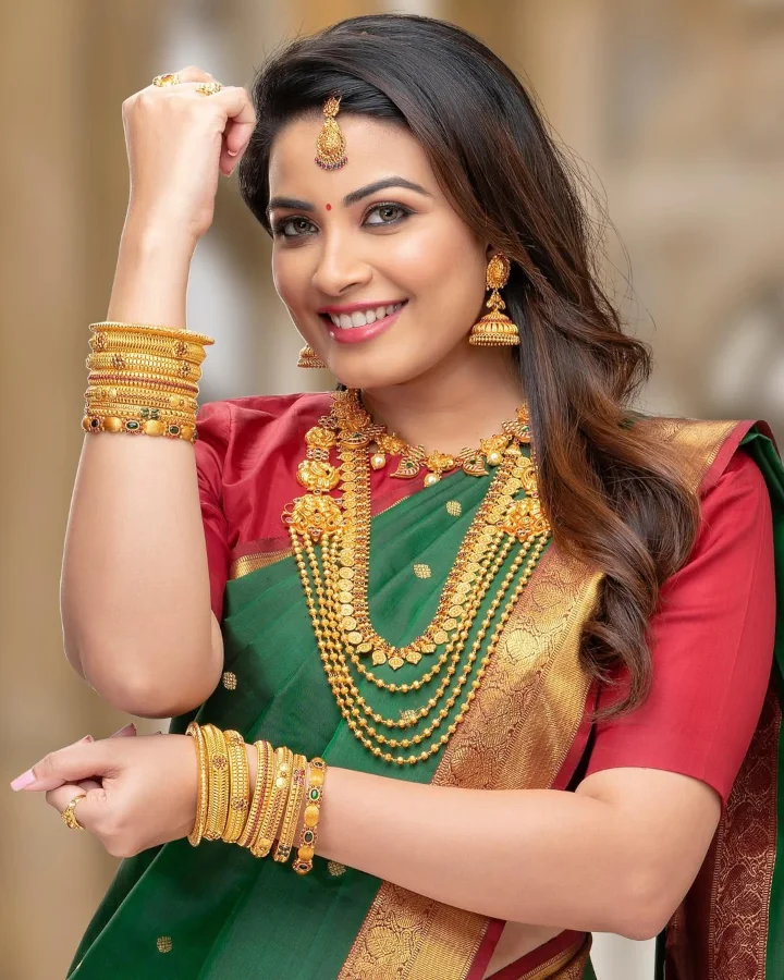 Kavya Shetty in various India Jewellery Advertisements