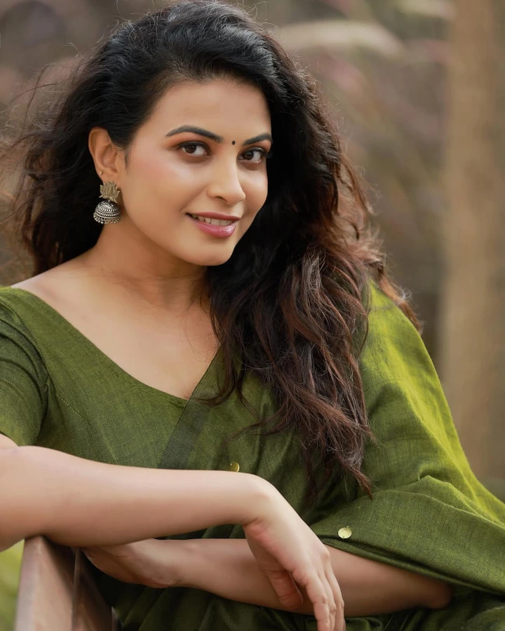 Kavya Shetty is a Gorgeous Indian Actress & a Beautiful Model