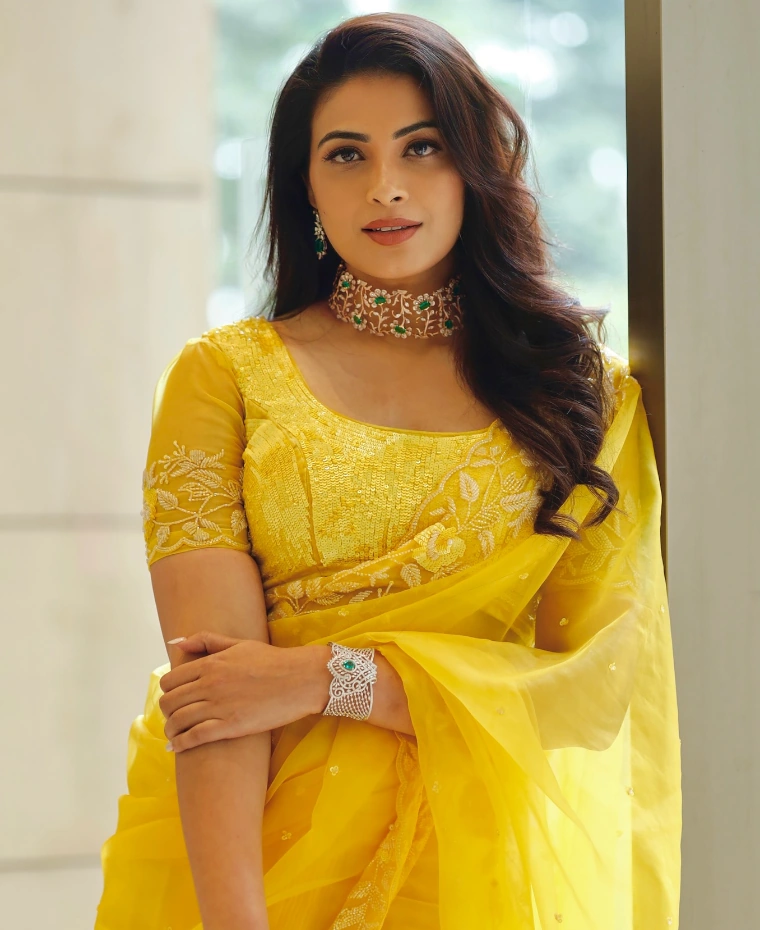 Kavya Shetty looking Cute in Saree
