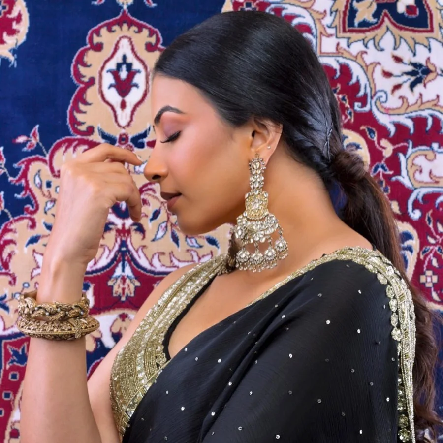 Kavya Shetty's Designer Blouse