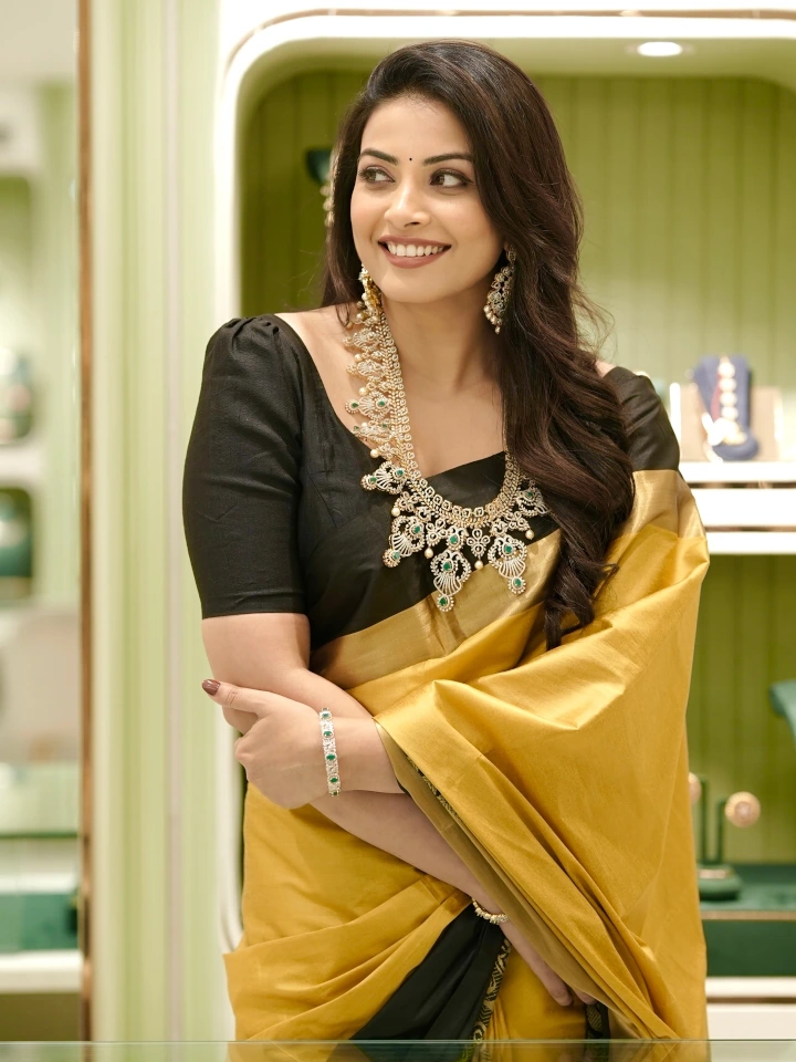 Kavya Shetty's Hottest Smile Ever