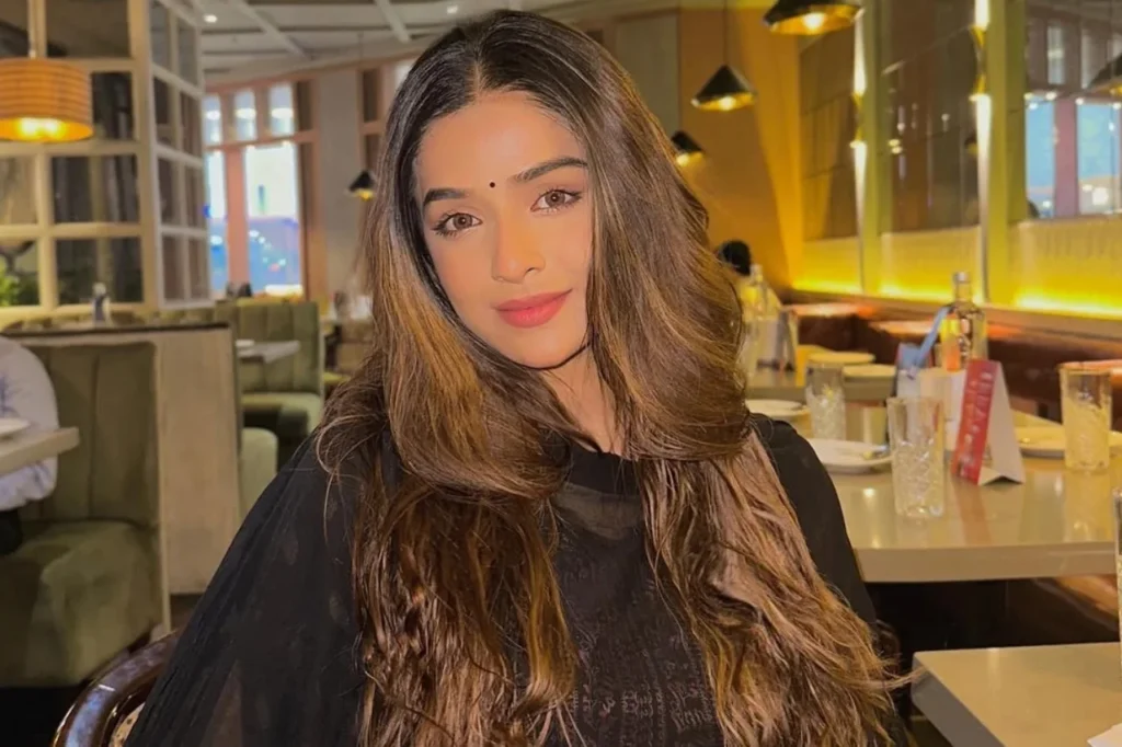Navya Tiwari Facebook Images