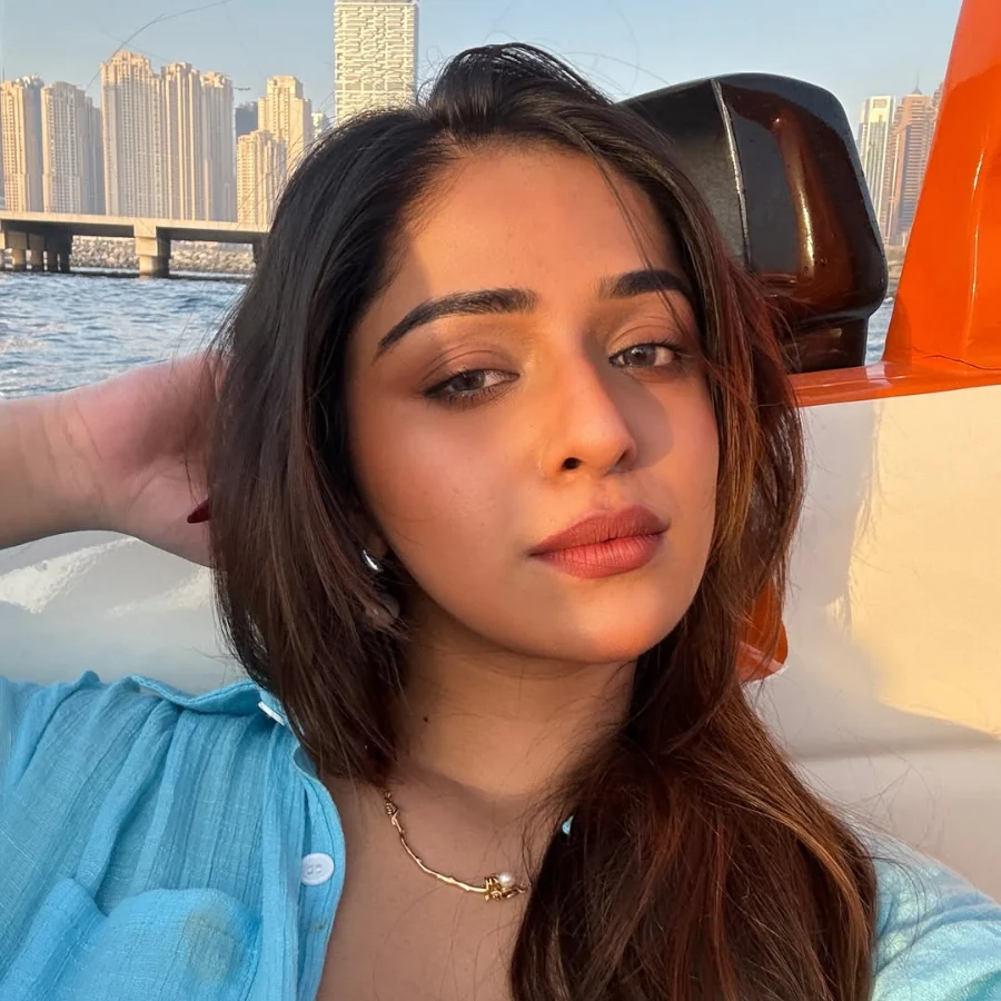 Navya Tiwari also has a significant fan following on Facebook