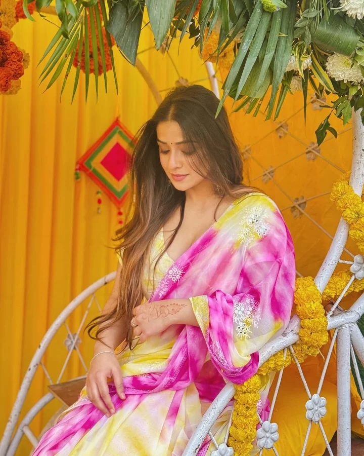 Navya Tiwari was born on August 23rd, 1999