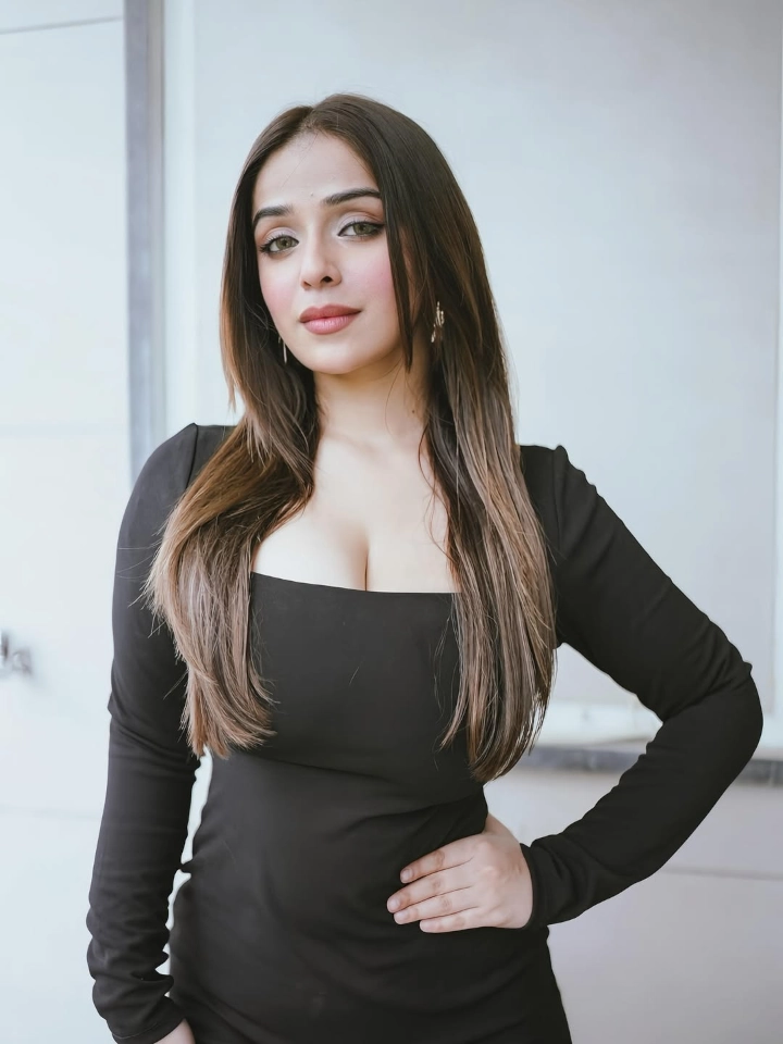 Navya Tiwari's Gorgeous Figure