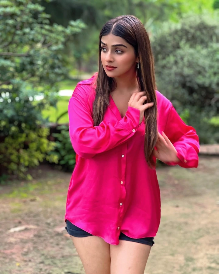 Navya Tiwari's Hot and Lovely Looks Ever