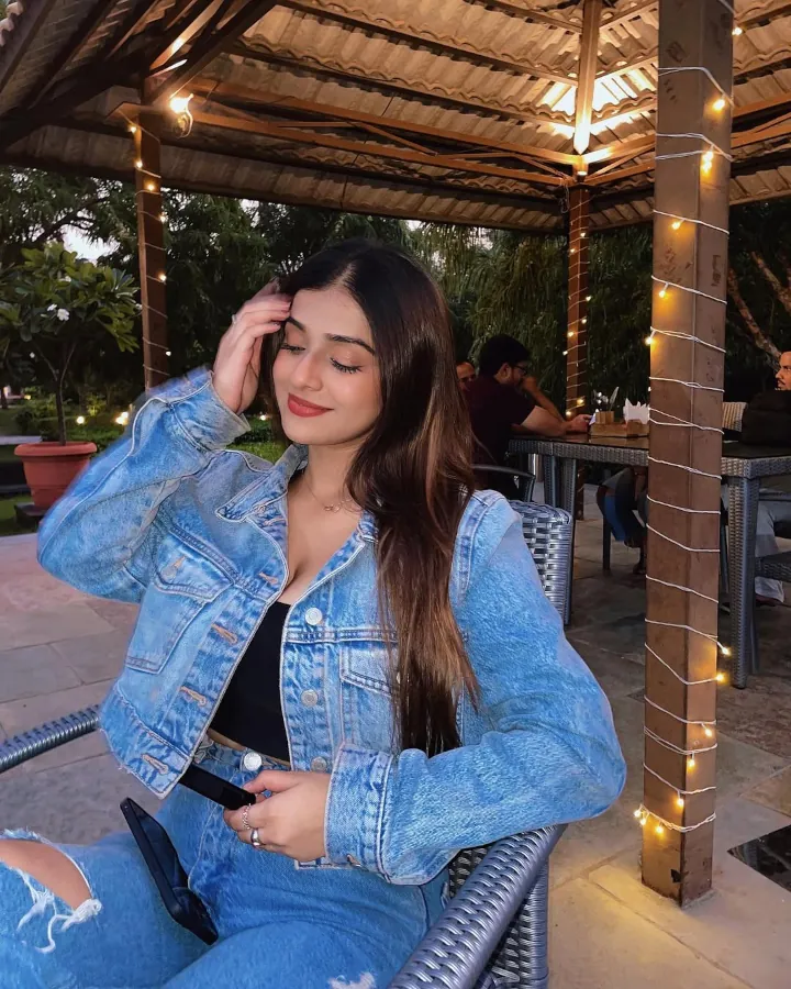 Navya Tiwari's Hottest Smile Ever