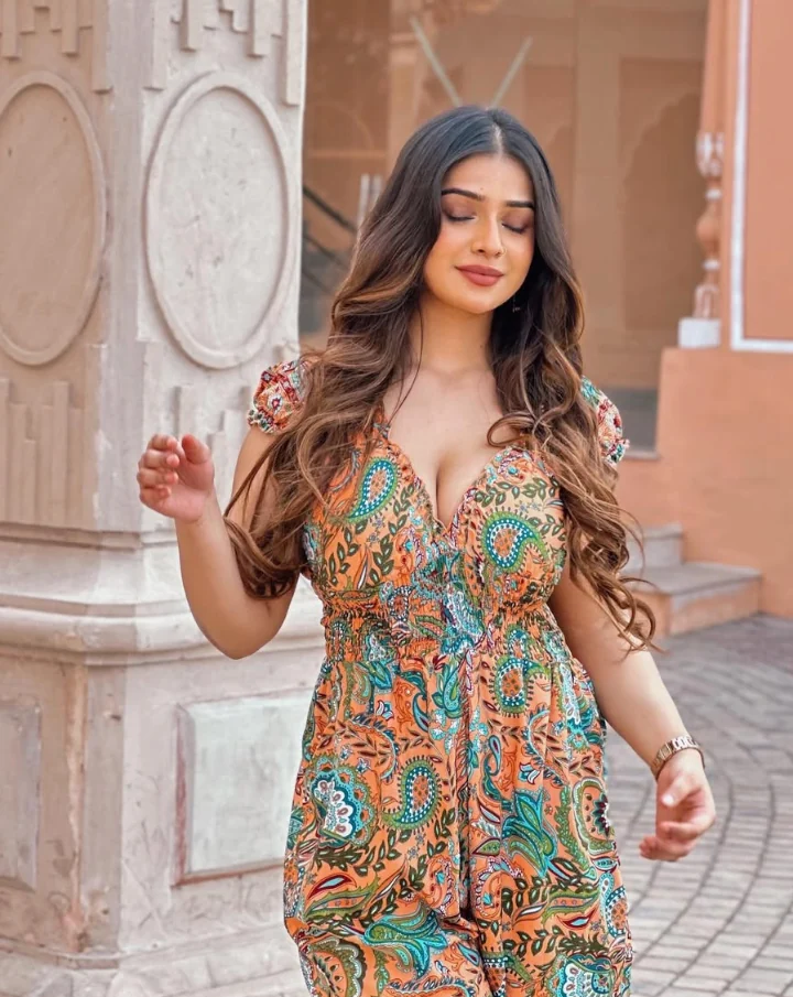 Navya Tiwari's Prettiest Looks Ever