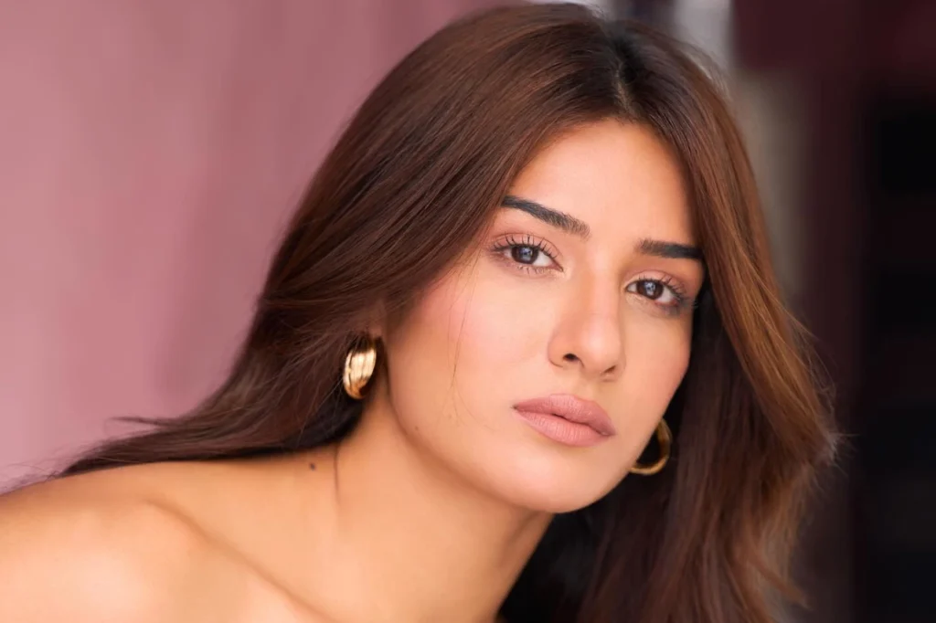 Neha Khan Biography