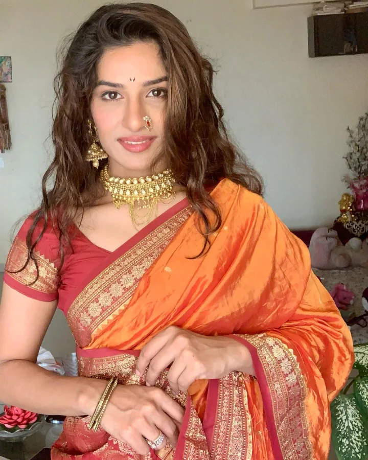 Neha Khan Saree Image