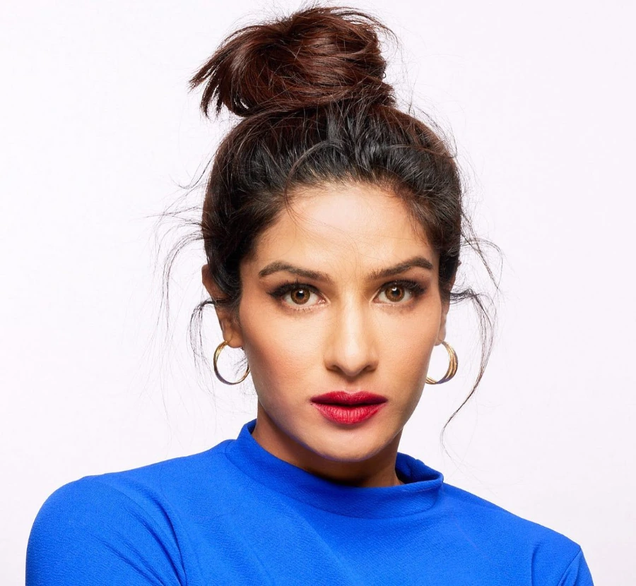 Neha Khan has beautiful Dark Brown eyes