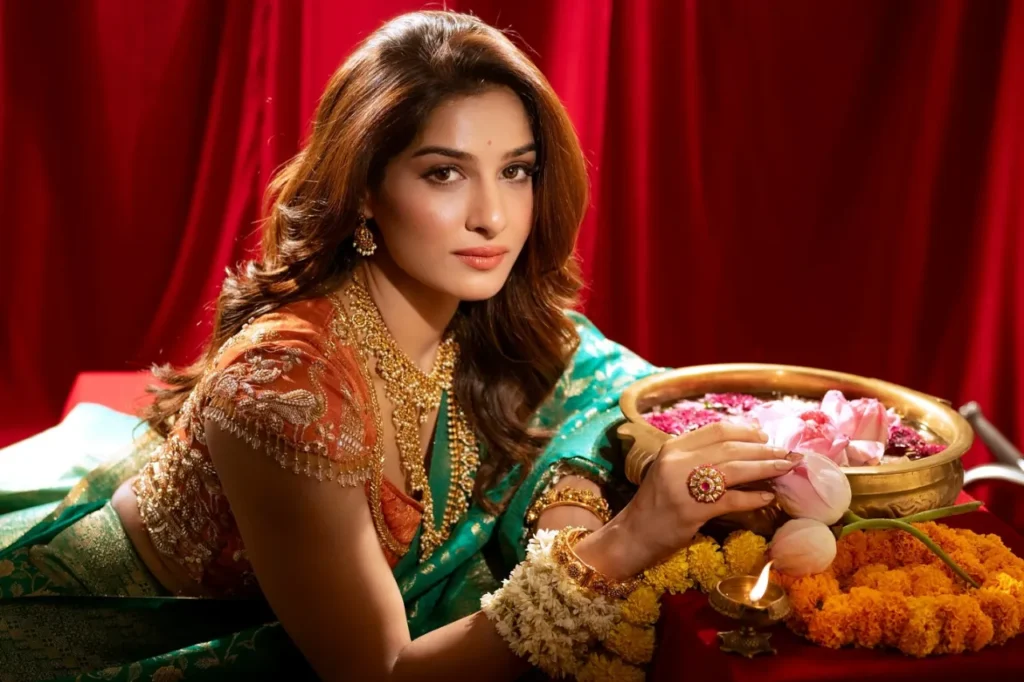 Neha Khan in Hot Saree Image