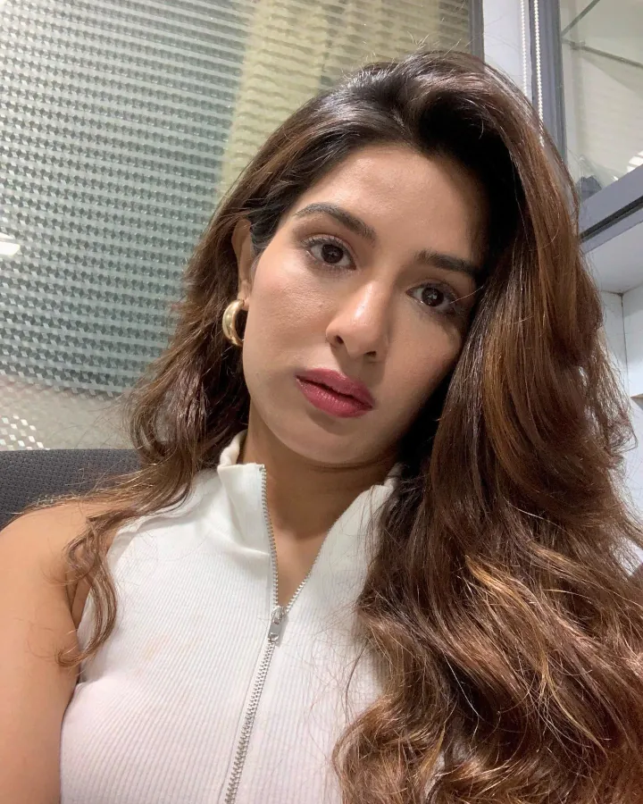 Neha Khan is not married yet