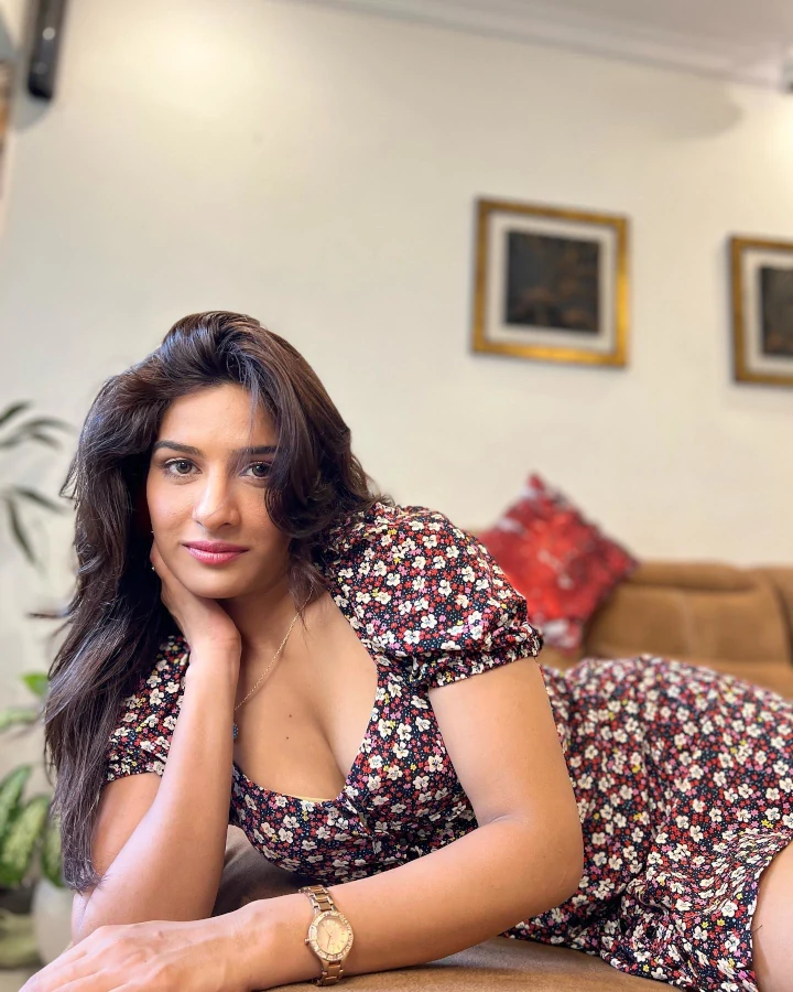 Neha Khan's Cutest and Prettiest Looks