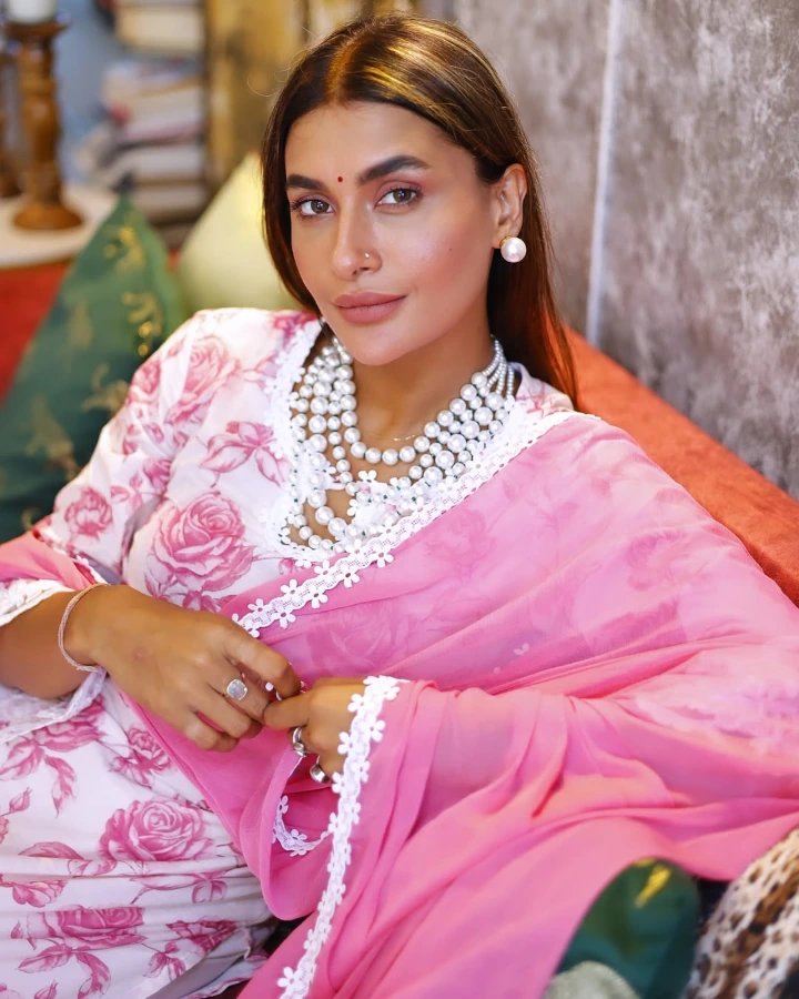 Pavitra Punia Net Worth