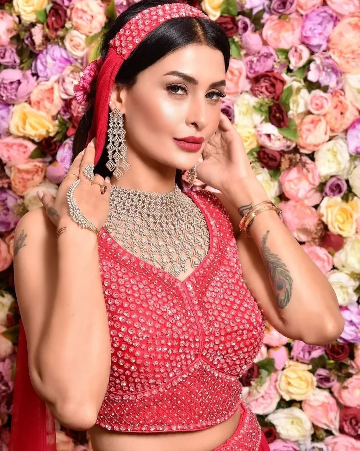 Pavitra Punia Twitter