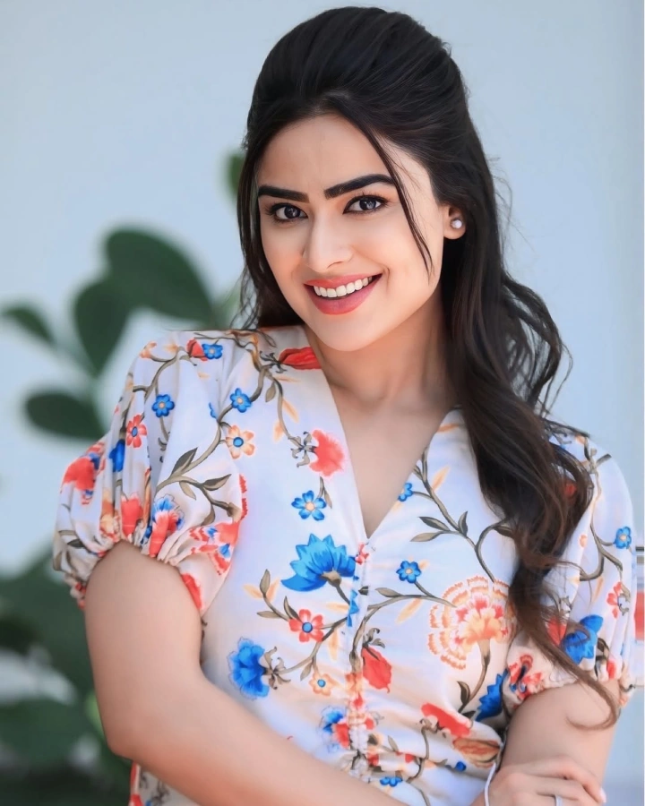 Priyanka Sharma in Anaganaga Oka Ullo
