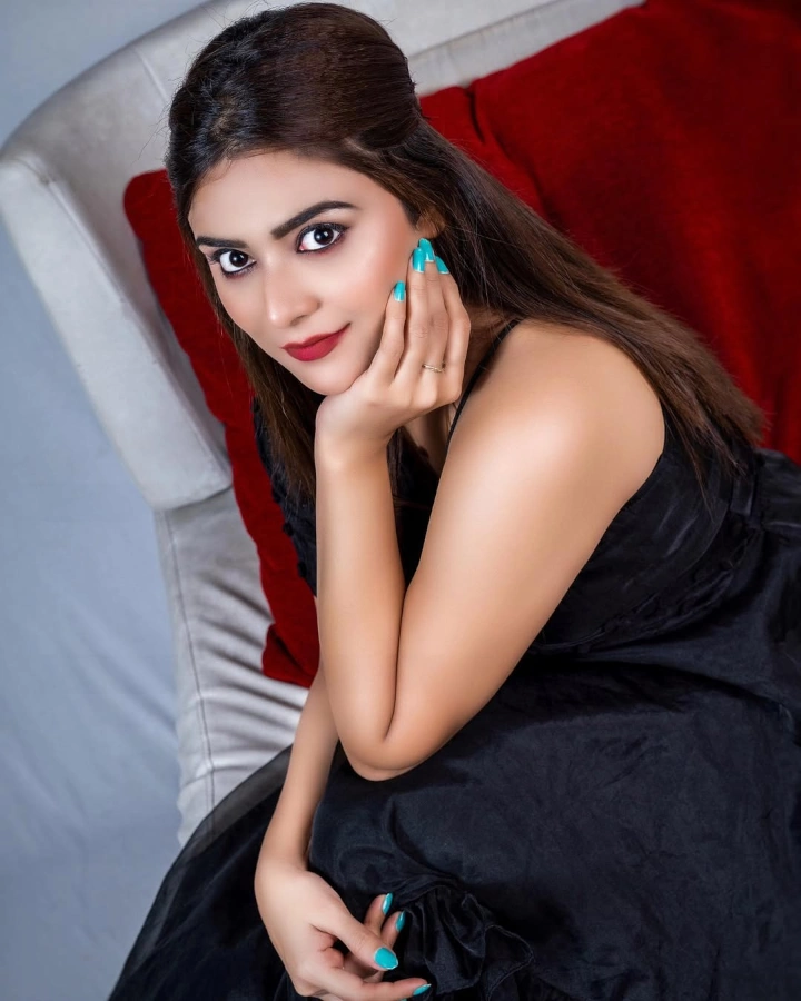 Priyanka Sharma is fluent in Telugu, Hindi & English languages