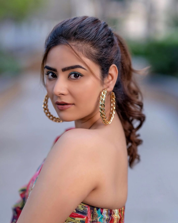 Priyanka Sharma was born in Bulandshahar, Uttar Pradesh, India