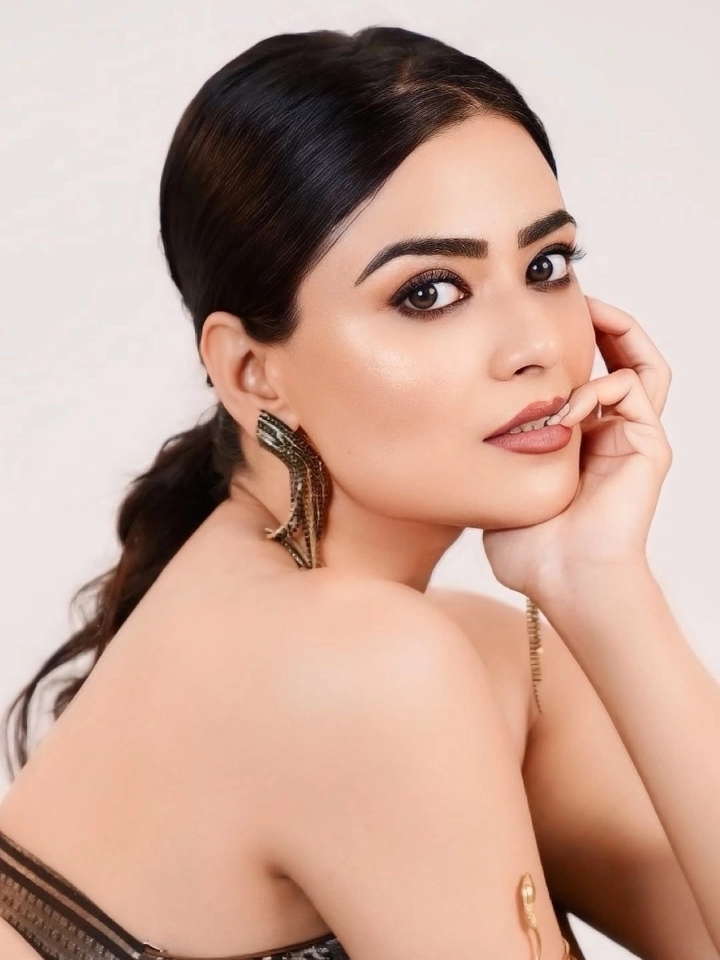 Priyanka Sharma's Beautiful Backless Dress