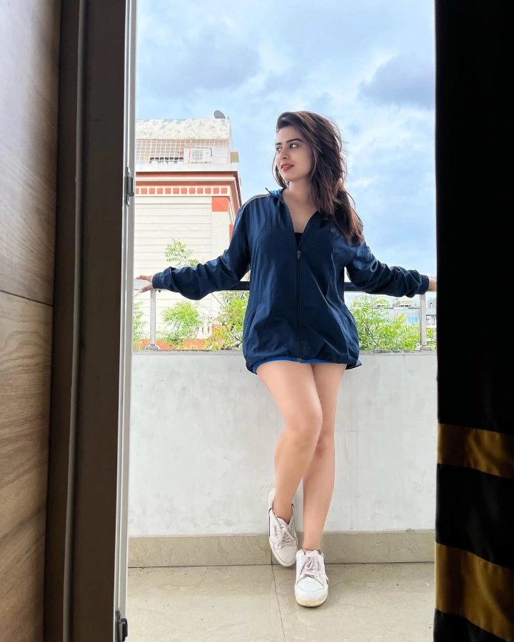 Priyanka Sharma's Beautiful Legs