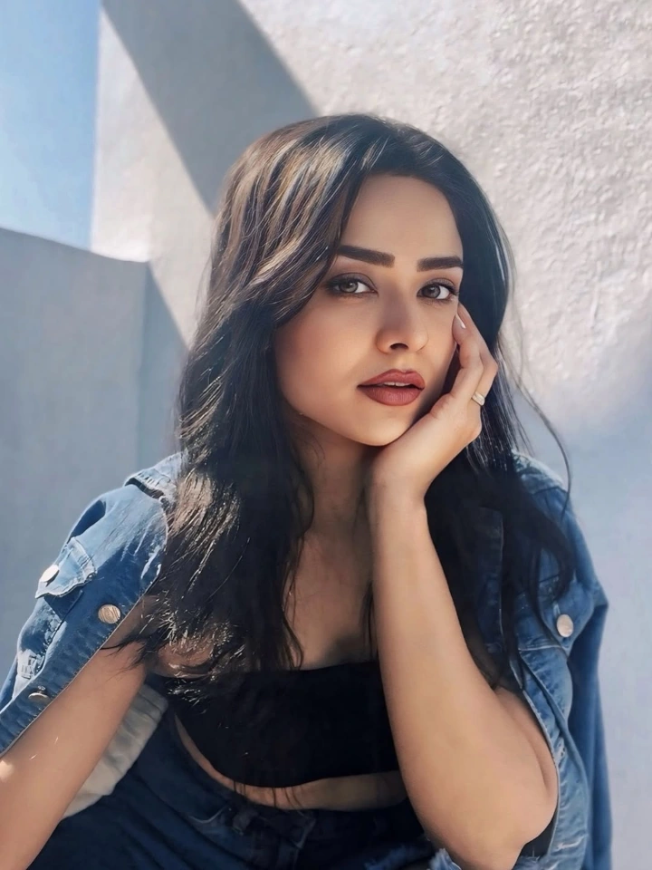 Priyanka Sharma's Cute Lips